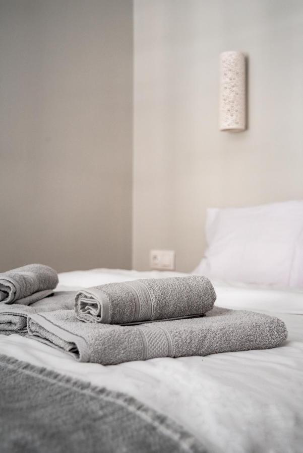 Modern Studio Close To Waterfront Tesalonika Bagian luar foto