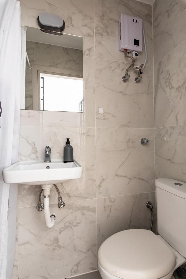 Modern Studio Close To Waterfront Tesalonika Bagian luar foto